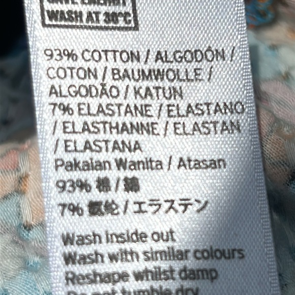 TopShop Floral Print Off-the-Shoulder Crop Top Cotton Blend Size 6 NWT - Picture 8 of 8